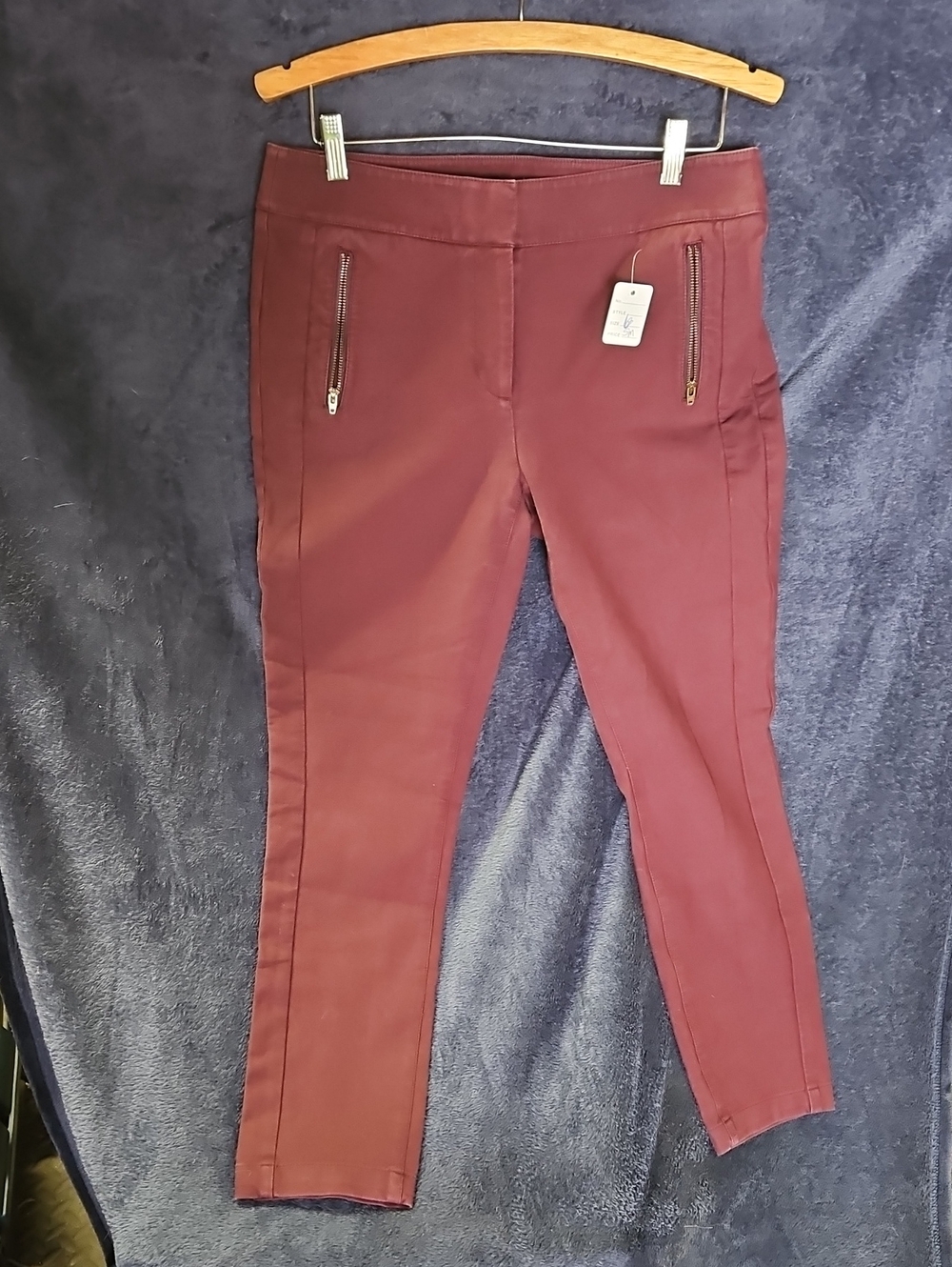 LOFT Skinny Ponte Pants in Wine